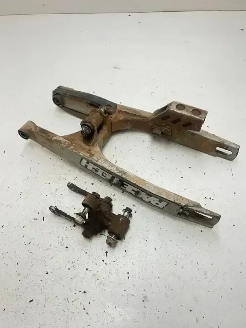 01 2001 Kawasaki KX65 Kx 65 A OEM Swing Arm Swingarm Suspension Linkage Dog Bone