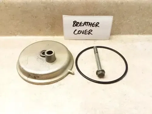 1982 Kawasaki KZ 750 KZ750-N Spectre Engine Breather Cover & Bolt PJ-10