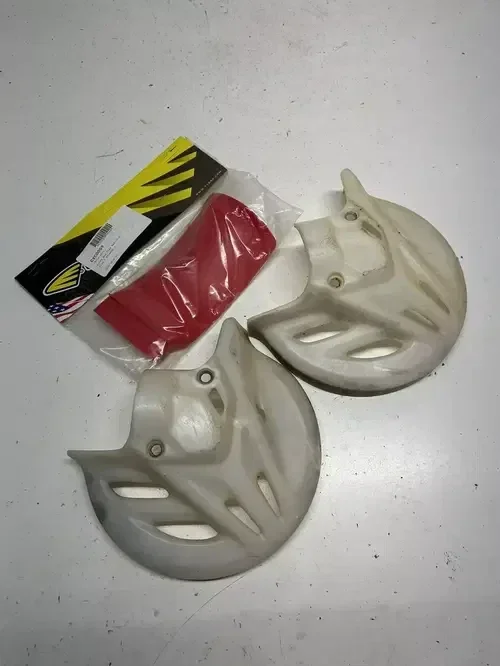 2002 02 Honda CRF450R Crf 450 r LOT Front Brake Mount Cover Guard Mud Flap