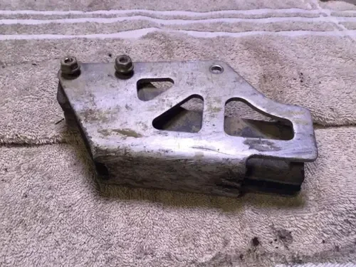 2002 Yamaha WR250F chain guard guide