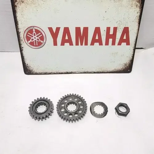 2004 YAMAHA YZ450F Main Crankshaft Gears Crank Gears Nut Lock Collar