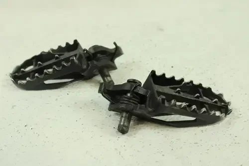 2005 Suzuki Rmz250 OEM Footpeg Set B4479