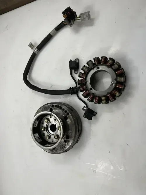2018 POLARIS AXYS RMK 800 Stator Magneto Rotor 4081430 Flywheel