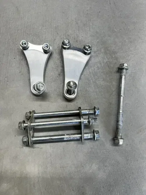 2020 Honda CRF450R OEM Motor Engine Mount Bolts Triangles Stay Bracket #0231