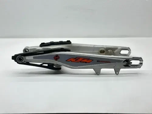 2020 KTM 125SX Swingarm Suspension OEM Rear Swing Arm 79104030044 Dirt Bike SX
