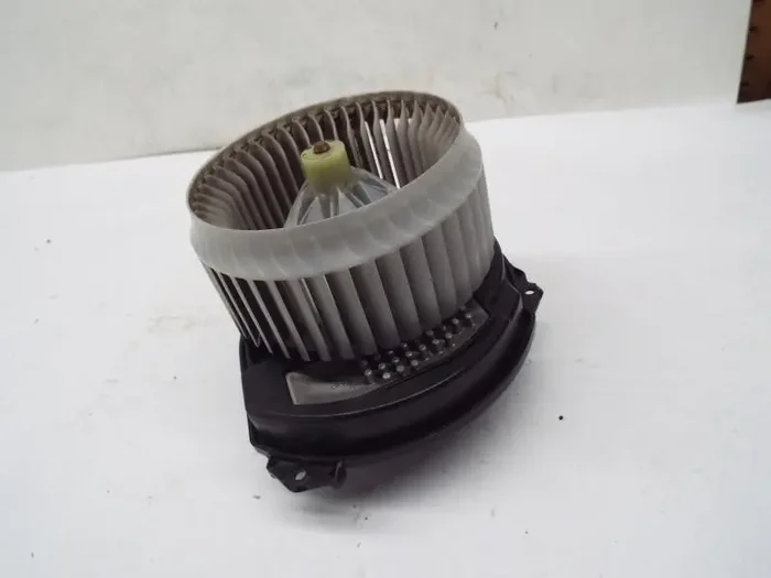 A/C HEATER BLOWER MOTOR Cherokee 200 14 15 16 17 18 19 20 – MRK241363