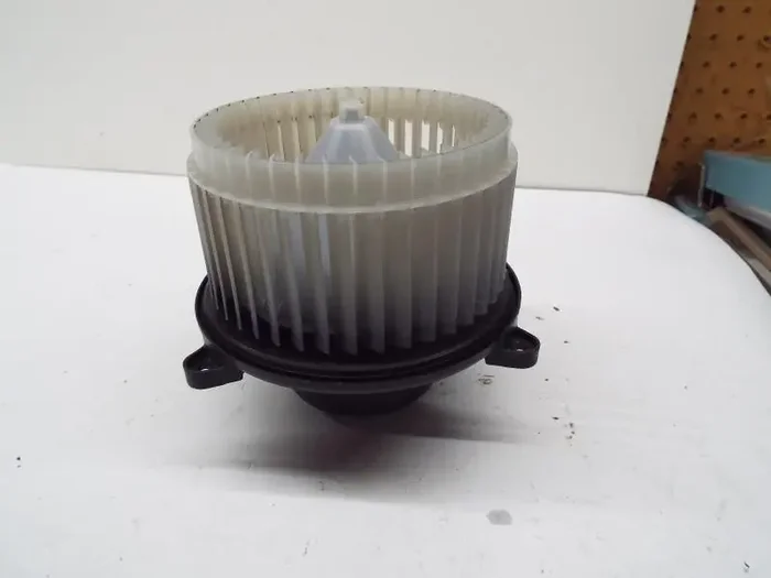 A/C Heater Blower Motor Chevrolet Cruze 2013 – MRK236397