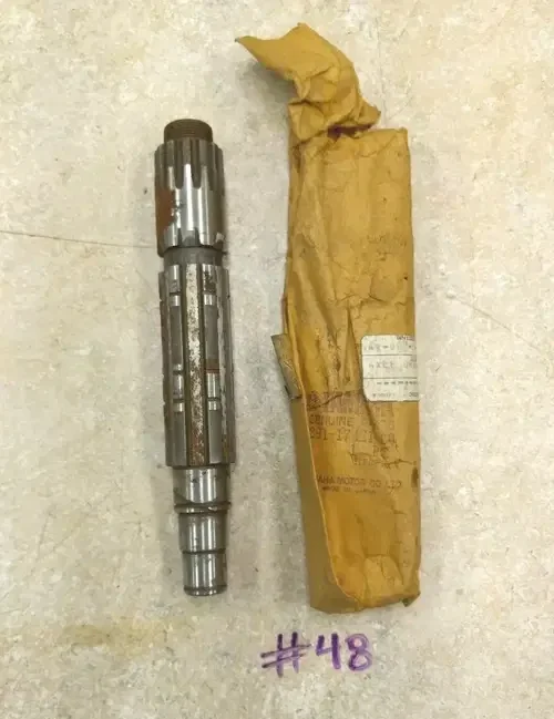 AP-#48 Yamaha YZ360 YZ250A MX360 MX250 Transmission Shaft 291-17421-00 (RUST)