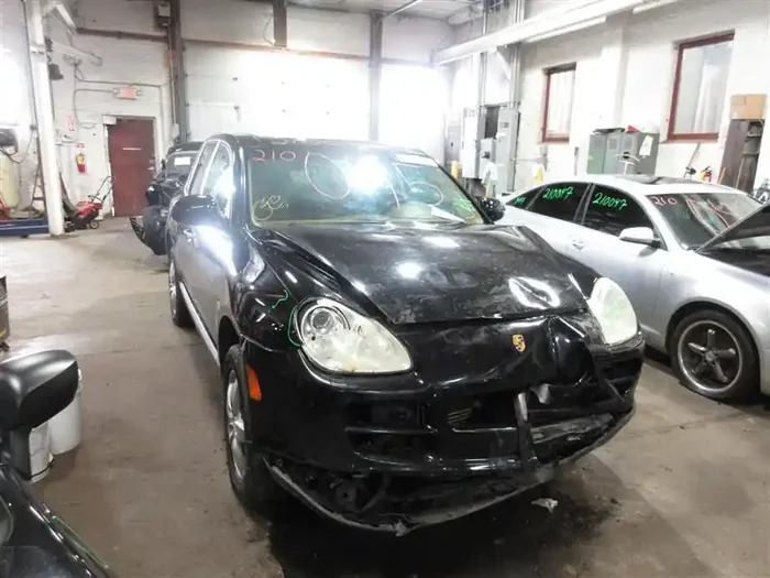 CONSOLE LID Porsche Cayenne 2006 06 – 1062765