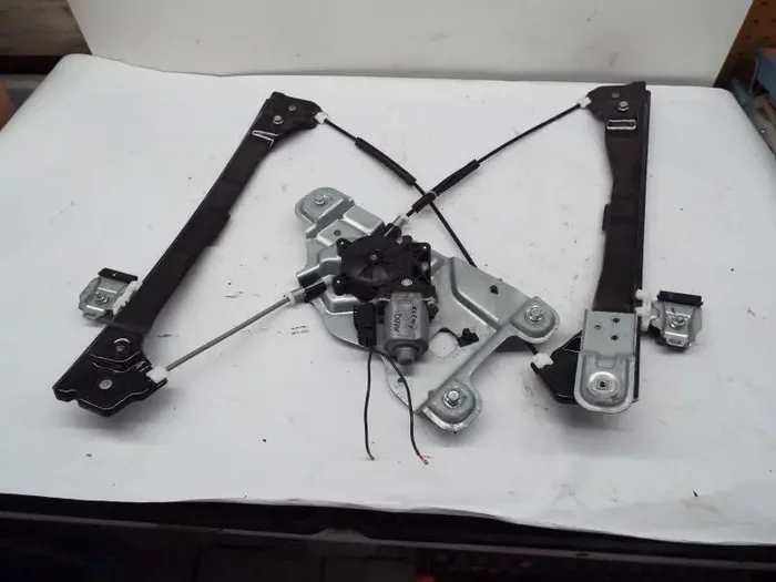 FRONT DOOR WINDOW REGULATOR Equinox Terrain 2012-2017 Right – MRK236087
