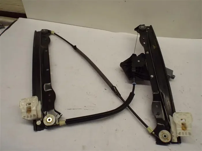 FRONT DOOR WINDOW REGULATOR POWER Avenger 200 11 12 13 14 Right – MRK205867