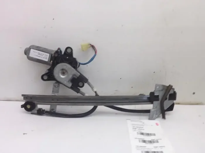 FRONT DOOR WINDOW REGULATOR POWER Mazda 626 98 99 00 01 02 Right – MRK135319