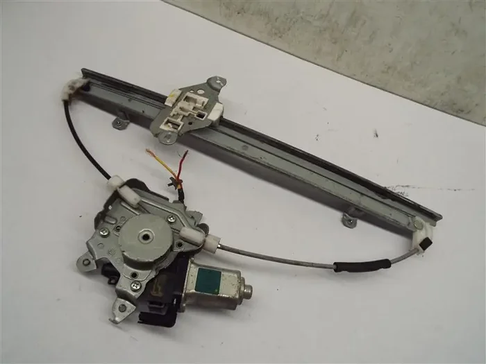 FRONT DOOR WINDOW REGULATOR POWER Versa 07 08 09 10 11 12 Right – MRK227314