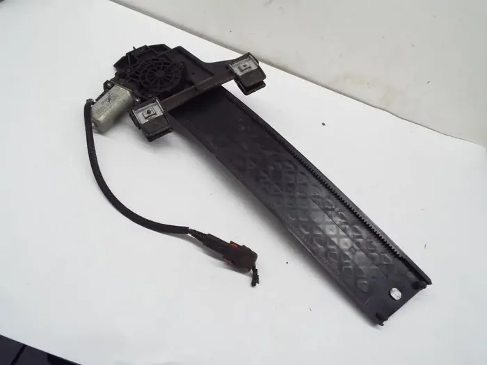 FRONT DOOR WINDOW REGULATOR PT Cruiser 06 07 08 09 10 Right – MRK251197