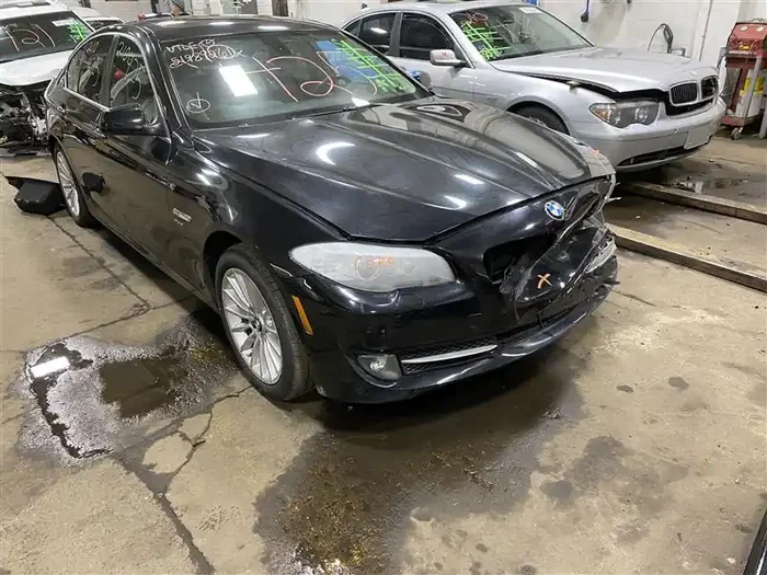FRONT KNEE BMW 528i 535i 550i 11 12 13 14 15 16 Left – 1103947