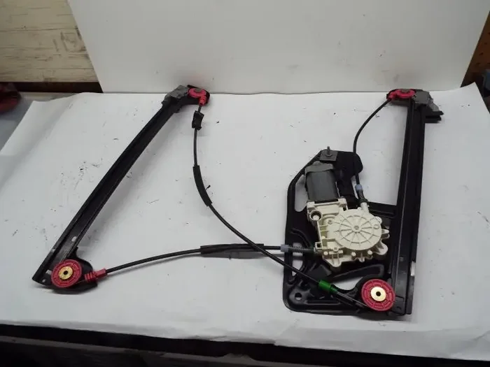 FRONT WINDOW REGULATOR BMW 740i 75i0 1995 95 1996 96 97 98 – 01 Left – MRK236790