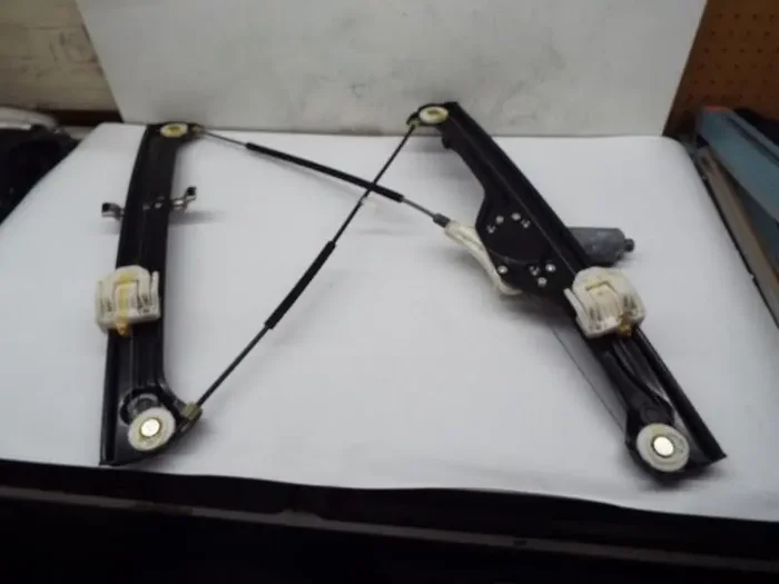 FRONT WINDOW REGULATOR BMW X5 X5M 2007 07 08 09 10 11 12 Right – MRK242219