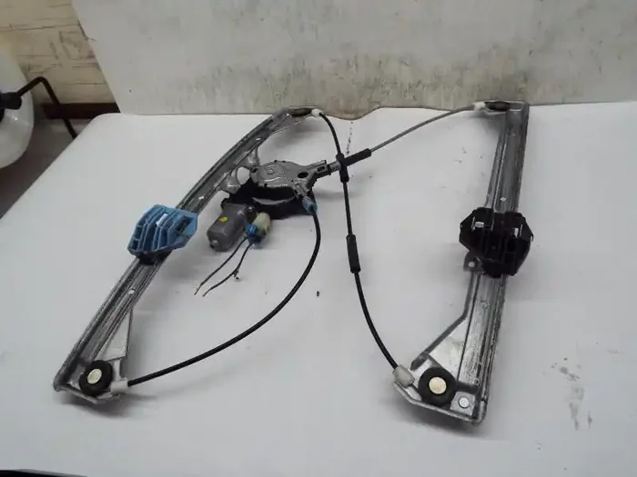 FRONT WINDOW REGULATOR Buick Lacrosse Allure 2005 05 2006 06 2007 07 08 09 Left – MRK248794