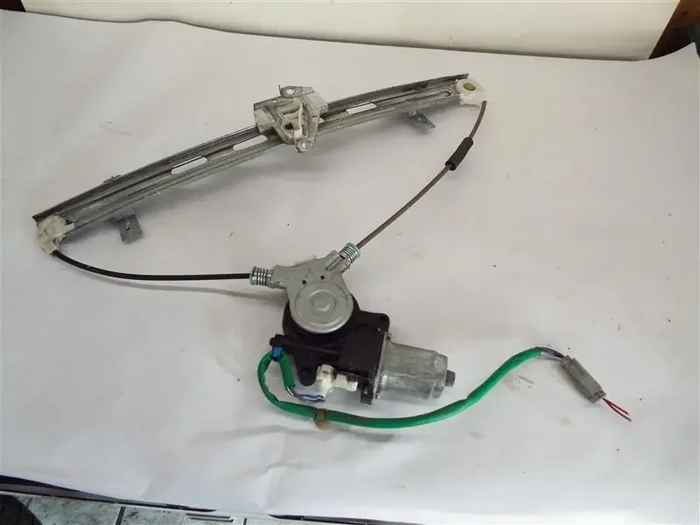 FRONT WINDOW REGULATOR Civic Acura EL 01 02 – 05 Right – MRK233342