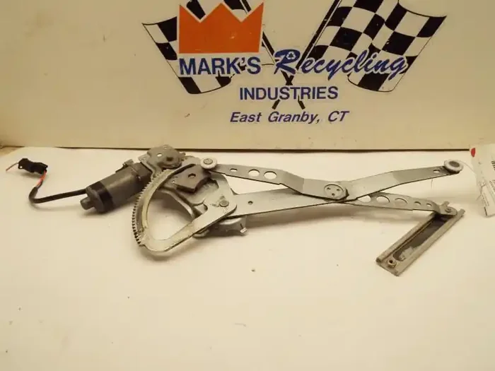 FRONT WINDOW REGULATOR Jaguar XJ8 XJ6 XJ12 1995 95 96 97 98 – 03 Right – MRK123182