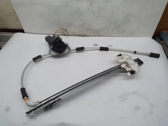 Front Window Regulator Jeep Liberty 2007 – MRK246806