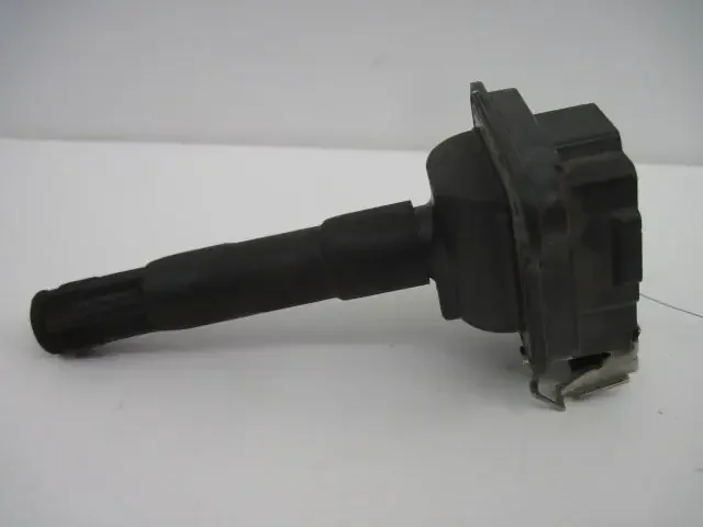 IGNITION COIL Audi A4 A6 A8 S4 1997 97 98 99 00 01 02 – 615530