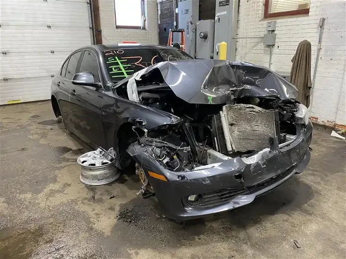 IGNITION SWITCH 228I 320i 328D 328i 328I GT 335i 335i GT 428i 435i 12-15 – 1098907
