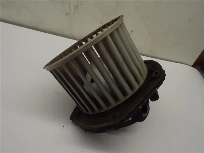 [INVENTORYCAR_YEAR_MAKE_MODEL] A/C HEATER BLOWER MOTOR – MRK216048