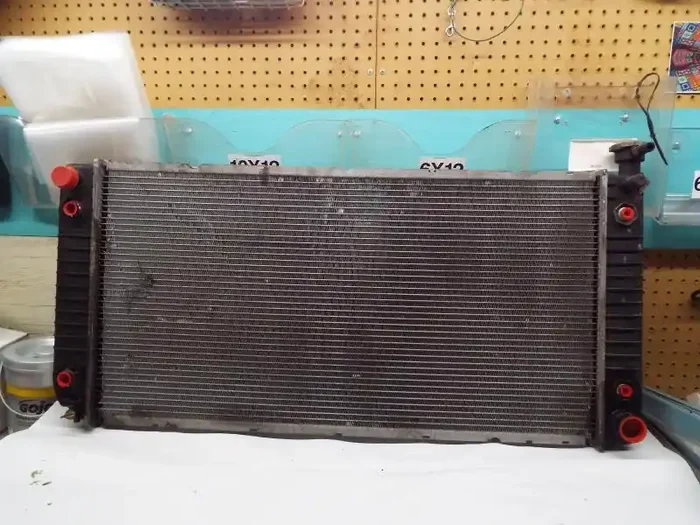 [INVENTORYCAR_YEAR_MAKE_MODEL] RADIATOR AT – MRK244607