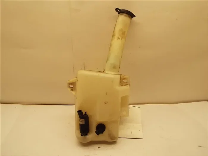 [INVENTORYCAR_YEAR_MAKE_MODEL] WINDSHIELD WASHER FLUID RESERVOIR BOTTLE – MRK190594