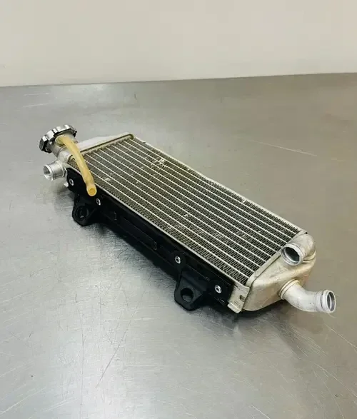 KTM 125 sx Right Side Radiator 125/250 50535008100 Husqvarna GasGas 125 / 250
