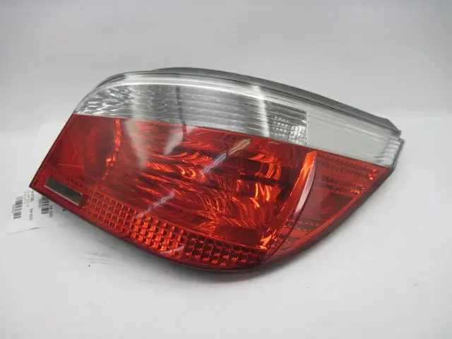 OUTER TAIL LIGHT LAMP 525i 530i 545i 550i M5 04 05 06 07 Left – 831608