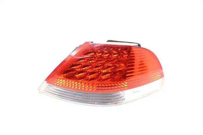 OUTER TAIL LIGHT LAMP BMW 745i 745li 760li 02 03 04 05 Right – 1091162