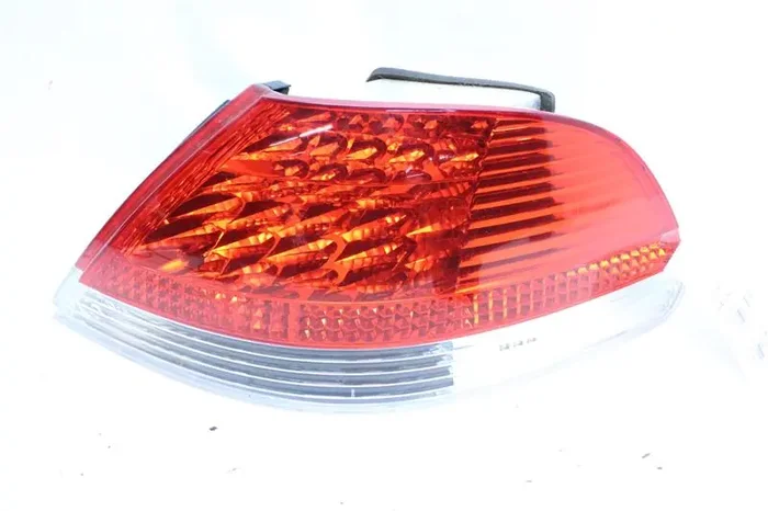 OUTER TAIL LIGHT LAMP BMW 745i 745li 760li 02 03 04 05 Right – 1104184