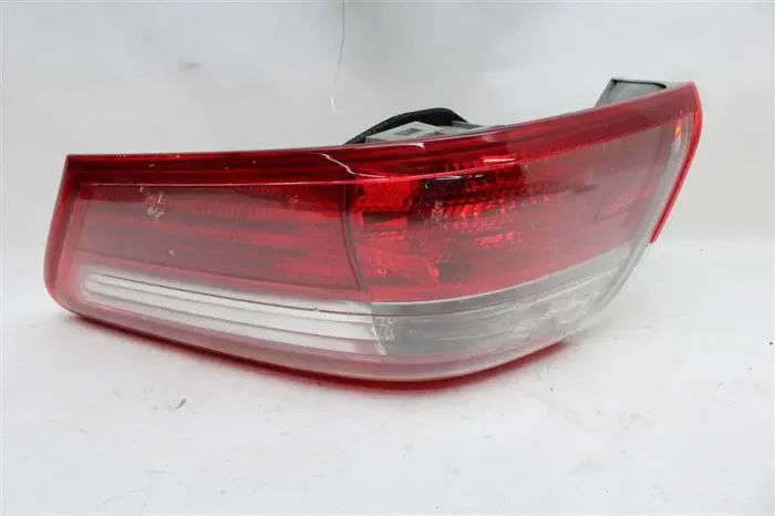 OUTER TAIL LIGHT LAMP Toyota Camry 2007 07 2008 08 2009 09 Right – 1061326