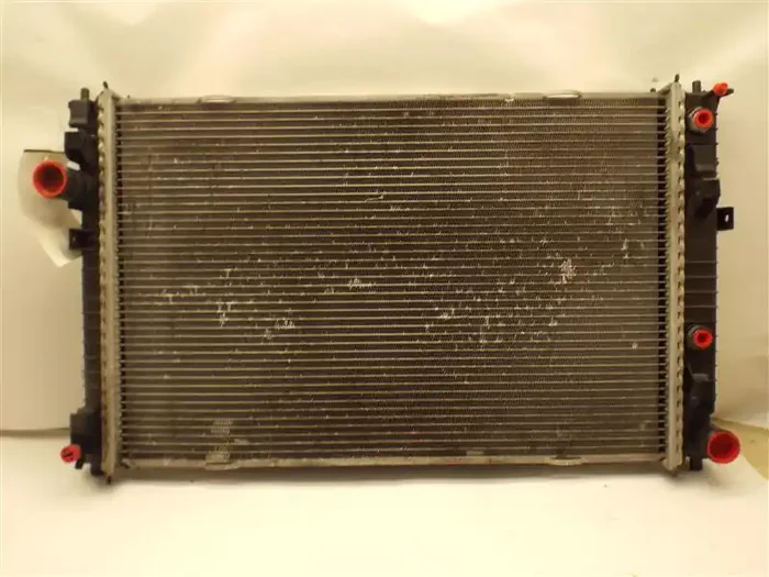 RADIATOR Ford Fusion Mercury Milan Zephyr 06 07 08 09 AT – MRK228551