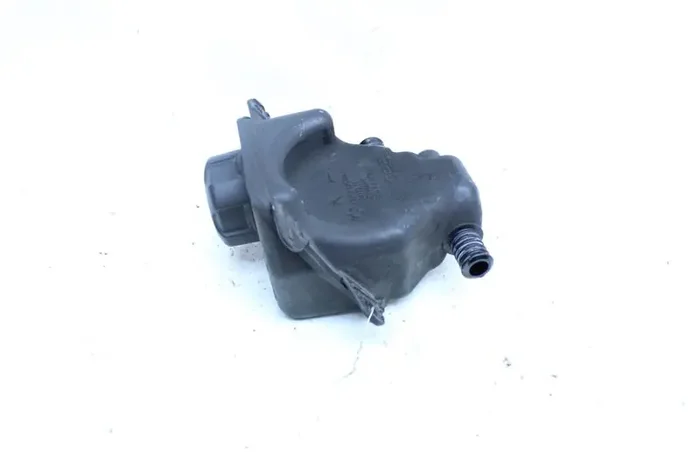 RADIATOR OVERFLOW BOTTLE 550i 550i Gt 650i 750 HYBRID 750i 750il 08-15 – 1105575