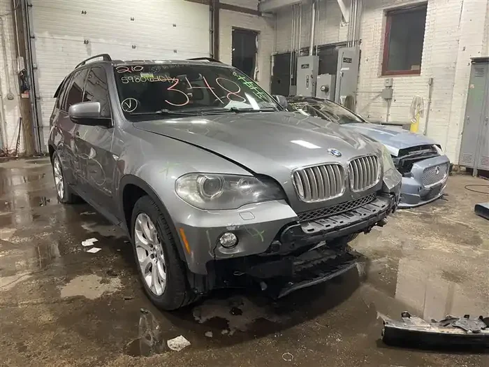 RADIATOR OVERFLOW BOTTLE BMW X5 X5M X6 X6M 2007-2014 – 1096708