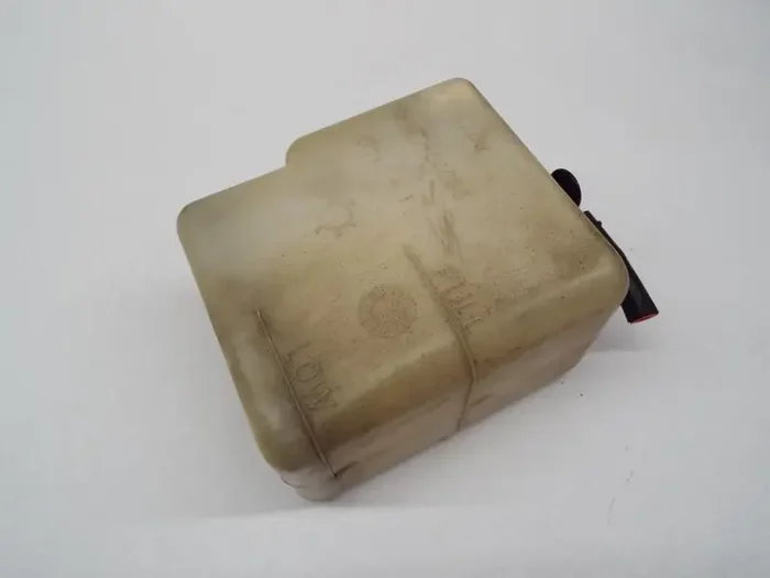 RADIATOR OVERFLOW Toyota Avalon 2000 00 2001 01 2002 02 03 04 – MRK251581