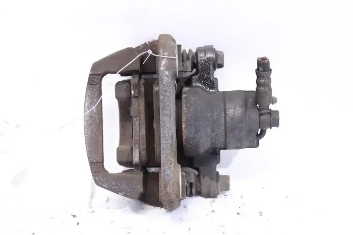 REAR BRAKE CALIPER Toyota Highlander 04 05 06 07 Right – 1105263