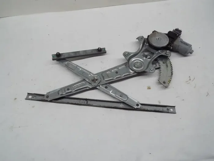 REAR DOOR WINDOW REGULATOR POWER Altima 14 15 16 17 18 Right – MRK237893
