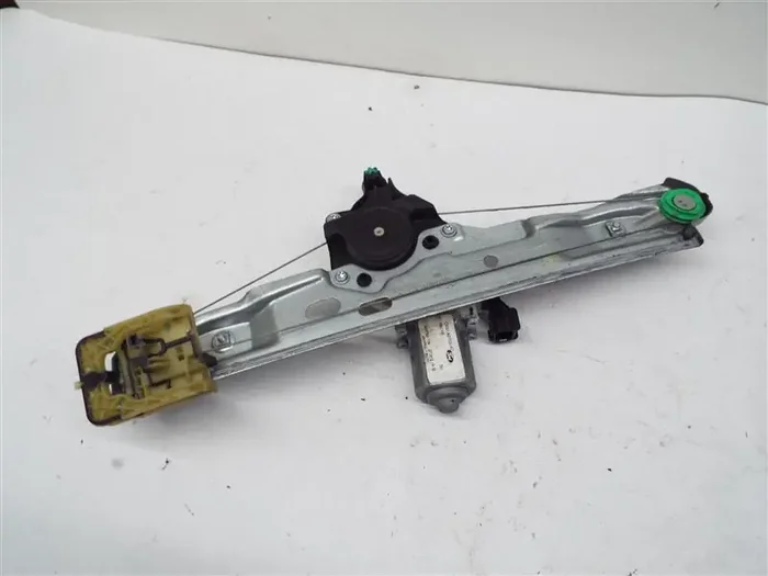 REAR DOOR WINDOW REGULATOR POWER Focus 12 13 14 15 16 17 18 Right – MRK235763