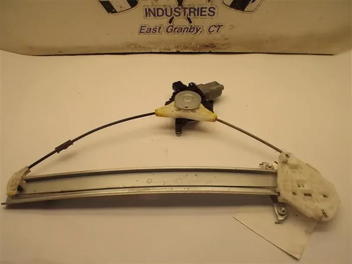 REAR DOOR WINDOW REGULATOR POWER Legacy 10 11 12 13 14 Left – MRK184975