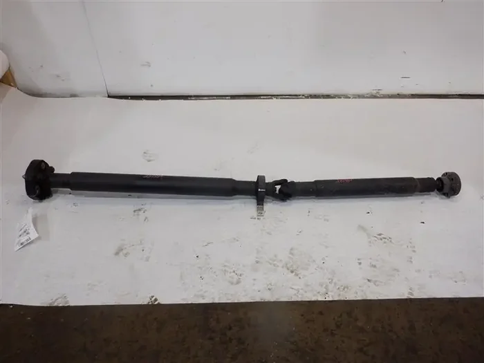 REAR DRIVE SHAFT BMW 750i 745i 2003 03 2004 04 2005 05 06 07 08 – 1101028