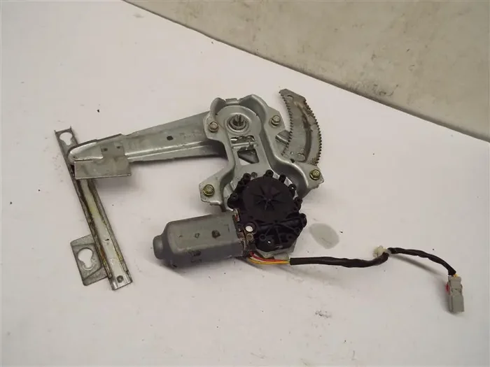 REAR WINDOW REGULATOR Civic EL 1996 96 1997 97 98 99 00 Left – MRK220244