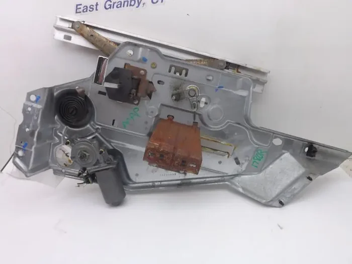Rear Window Regulator EIGHTY EIGHT 1998 – MRK94353