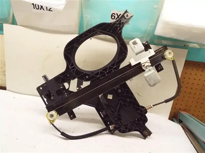 REAR WINDOW REGULATOR Expedition Navigator 2003 03 04 05 06 Right – MRK226675