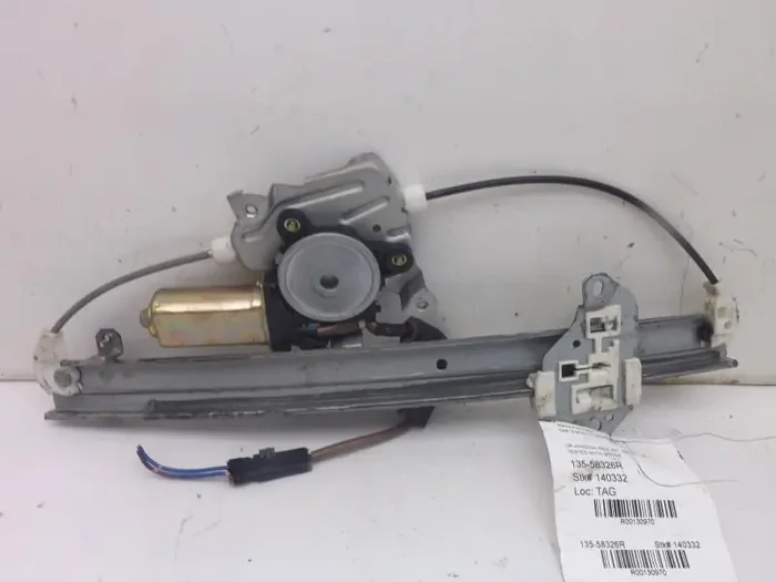 Rear Window Regulator INFINITI Q45 1997 – MRK130970
