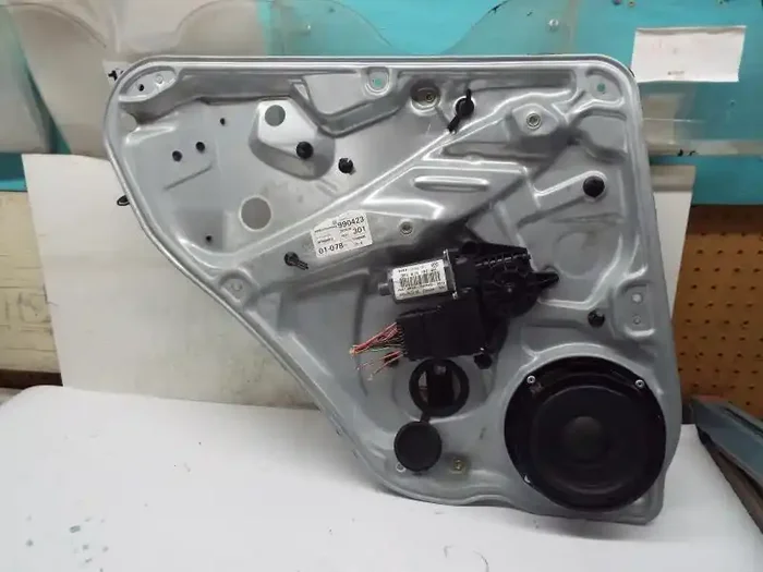 REAR WINDOW REGULATOR Passat 2001 01 02 03 04 05 Left – MRK246970