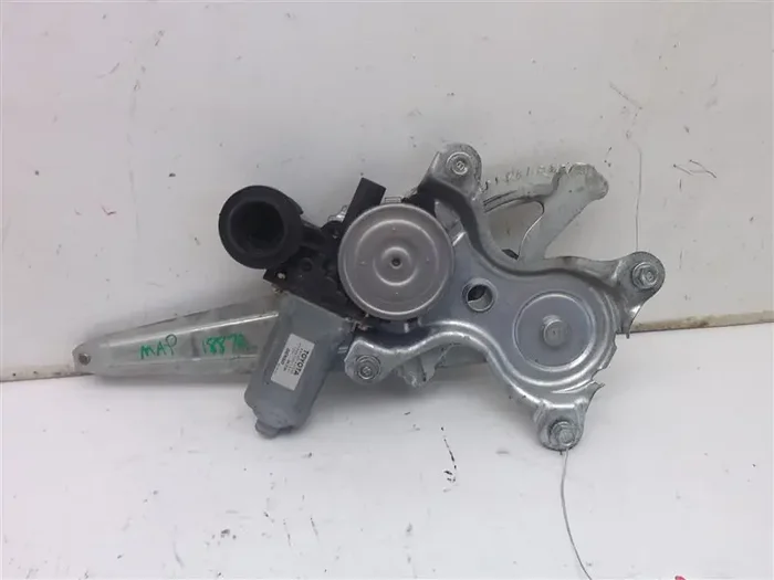 REAR WINDOW REGULATOR Pontiac Vibe 03 04 05 06 07 08 Right – MRK135536